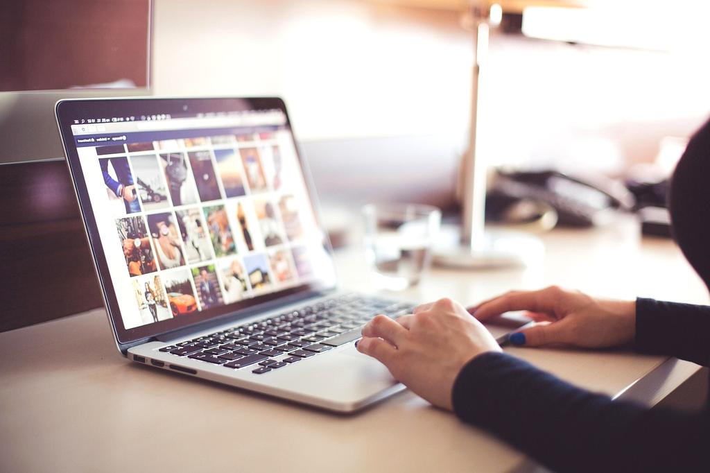 Browsing multiple tabs